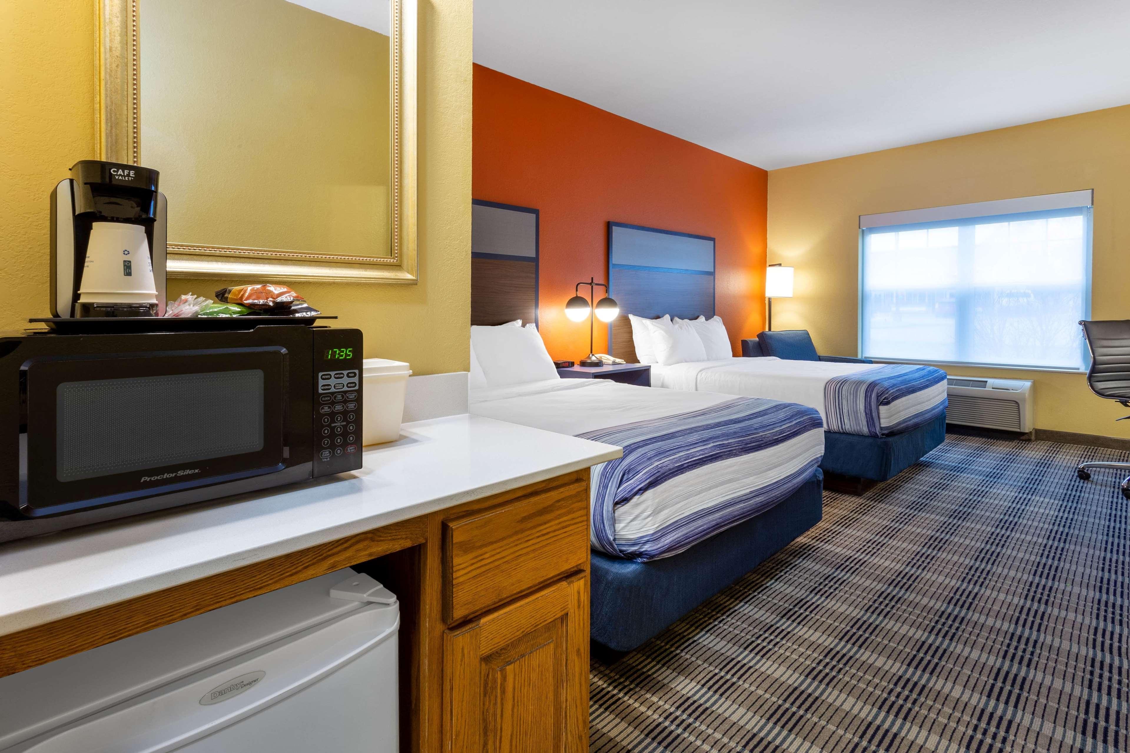 Americinn By Wyndham Fulton Clinton מראה חיצוני תמונה