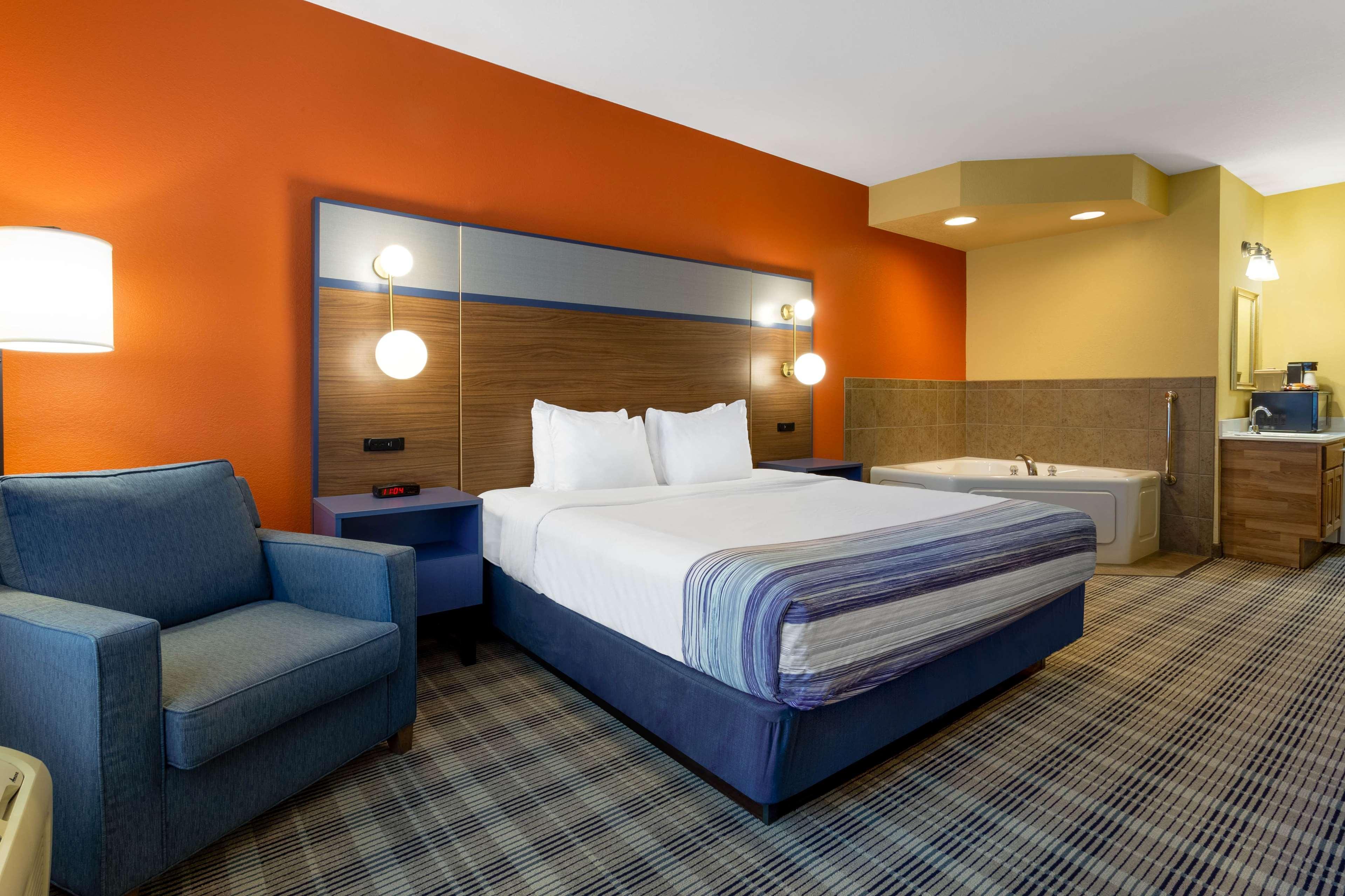 Americinn By Wyndham Fulton Clinton מראה חיצוני תמונה