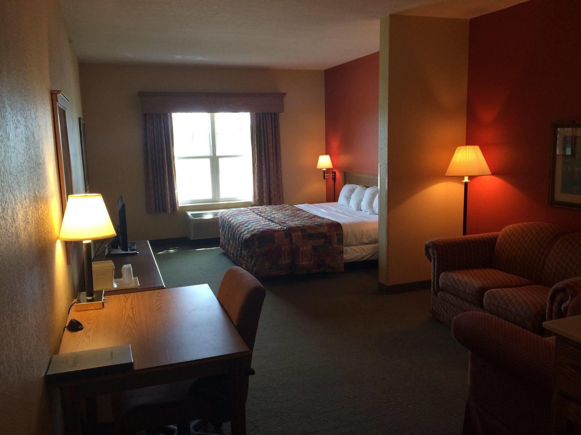 Americinn By Wyndham Fulton Clinton מראה חיצוני תמונה
